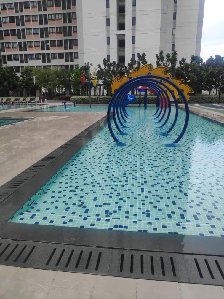 Happy Family Horizon Suite - Near Xiamen-Klia Netflix Kampong Melot Exterior foto